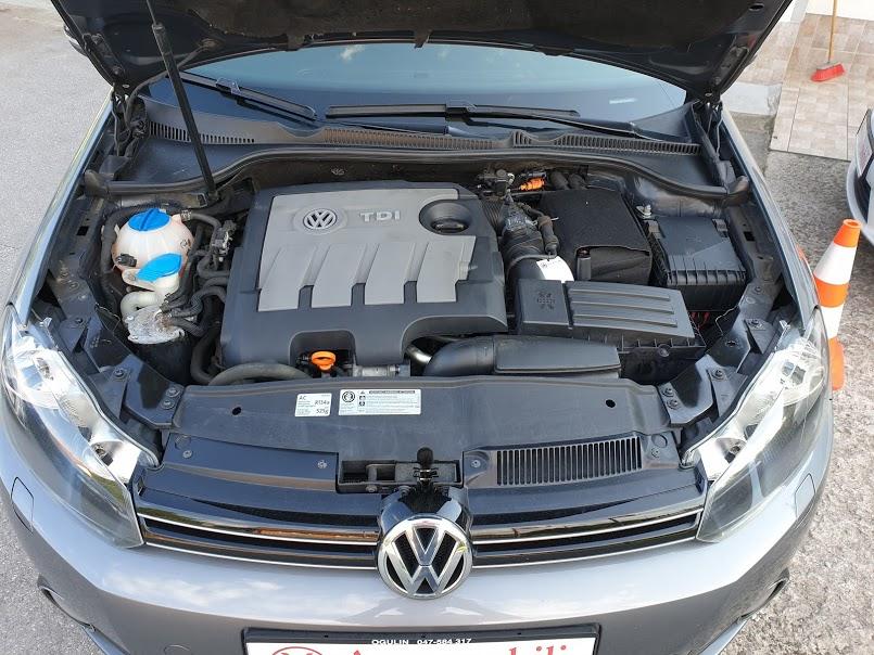 VW Golf VI 1,6 TDI - Style, Navigacija, Koža-tkanina